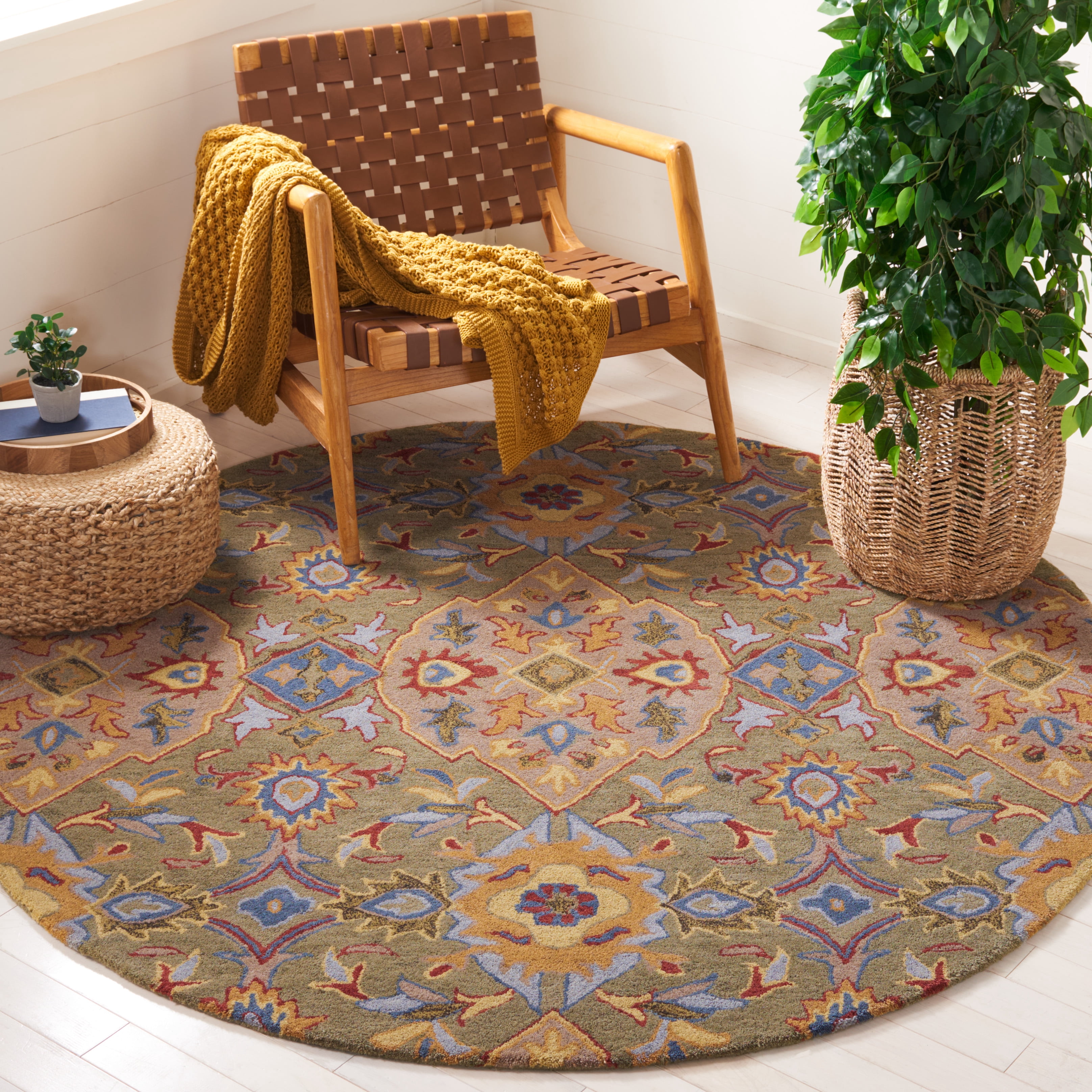 Safavieh Heritage Reanna Oriental Wool Area Rug, Green/Yellow, 6' x 6' Round