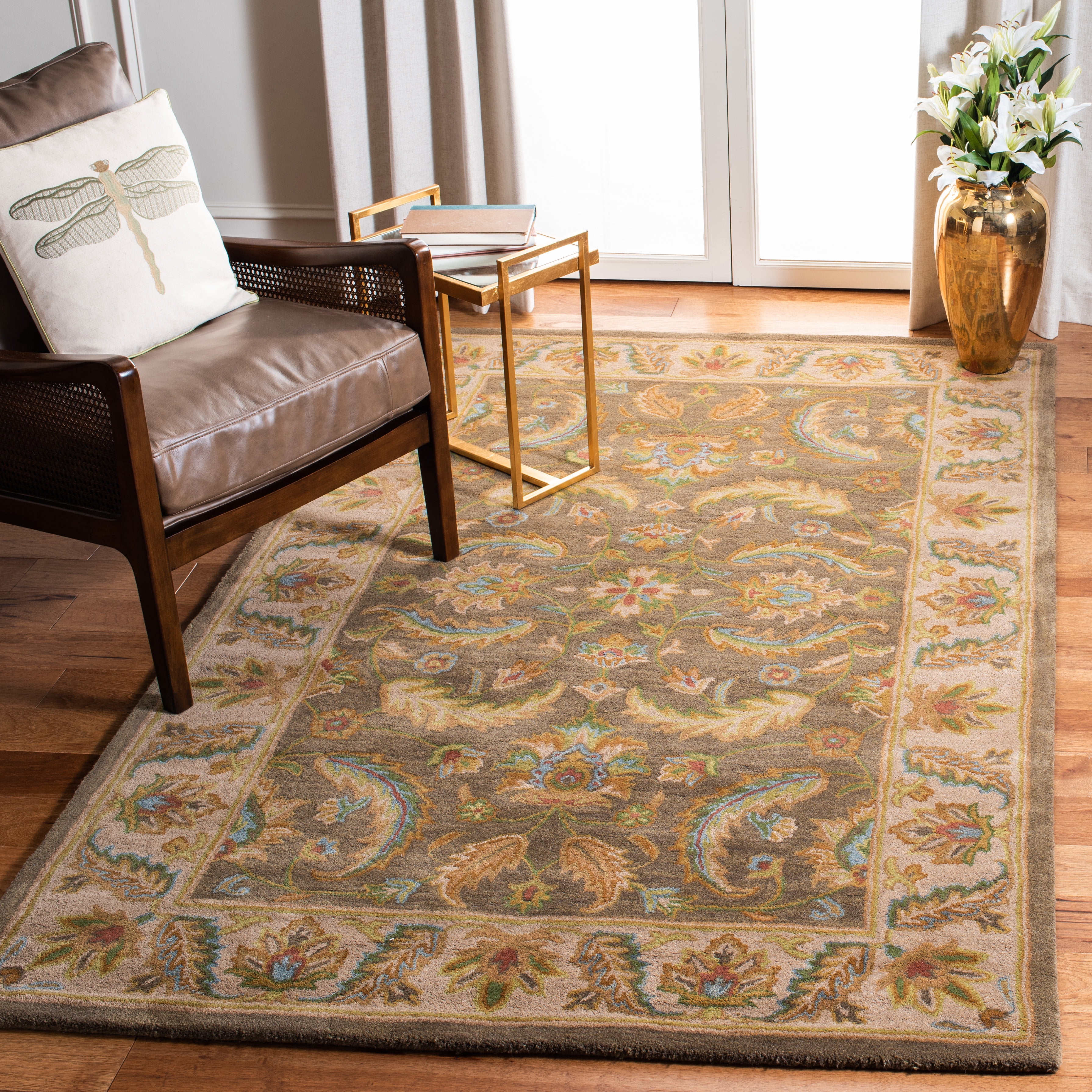 Safavieh Heritage Wight Oriental Wool Area Rug, Green/Beige, 5' x 8'