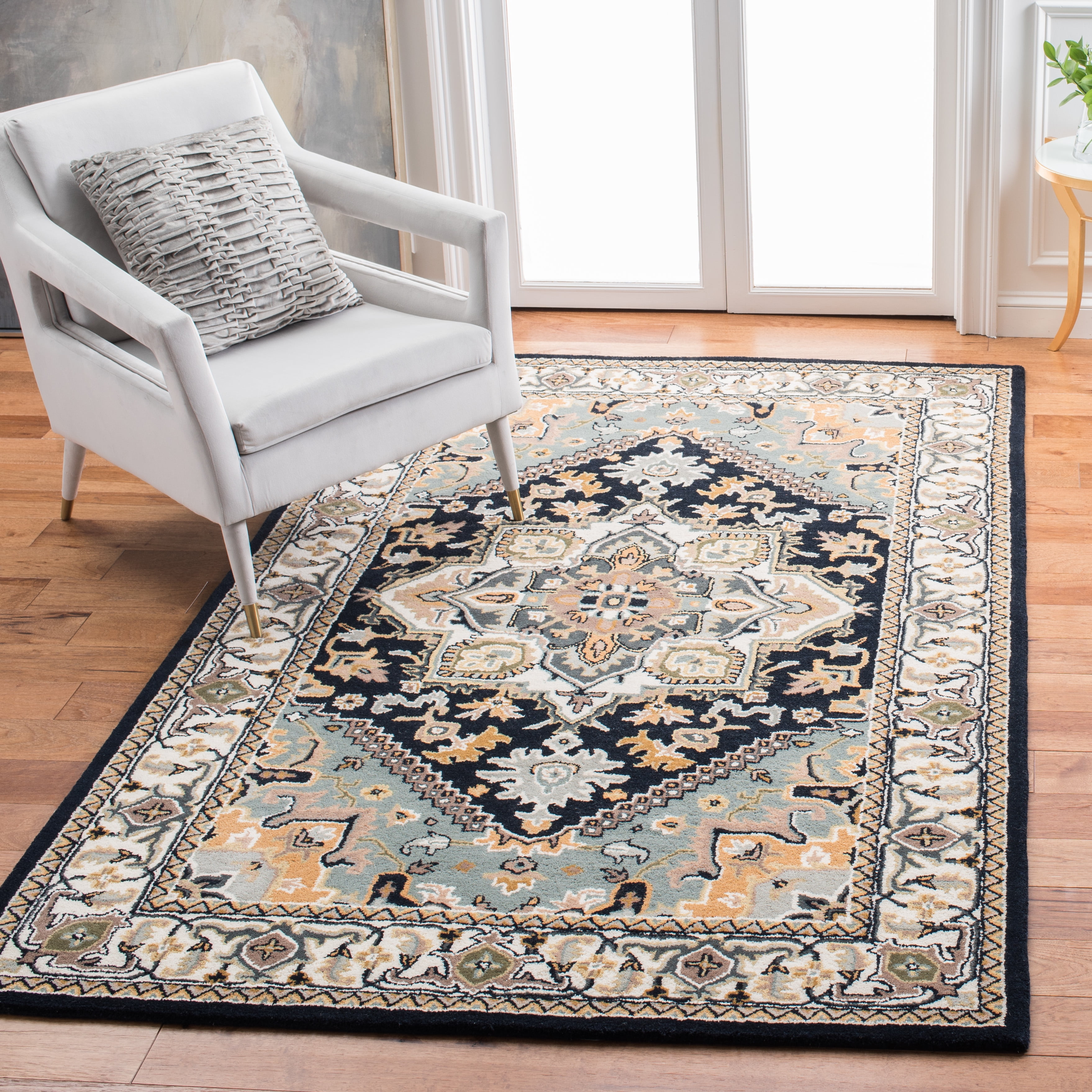 Safavieh Heritage York Oriental Wool Area Rug, Navy/Ivory, 5' x 8'