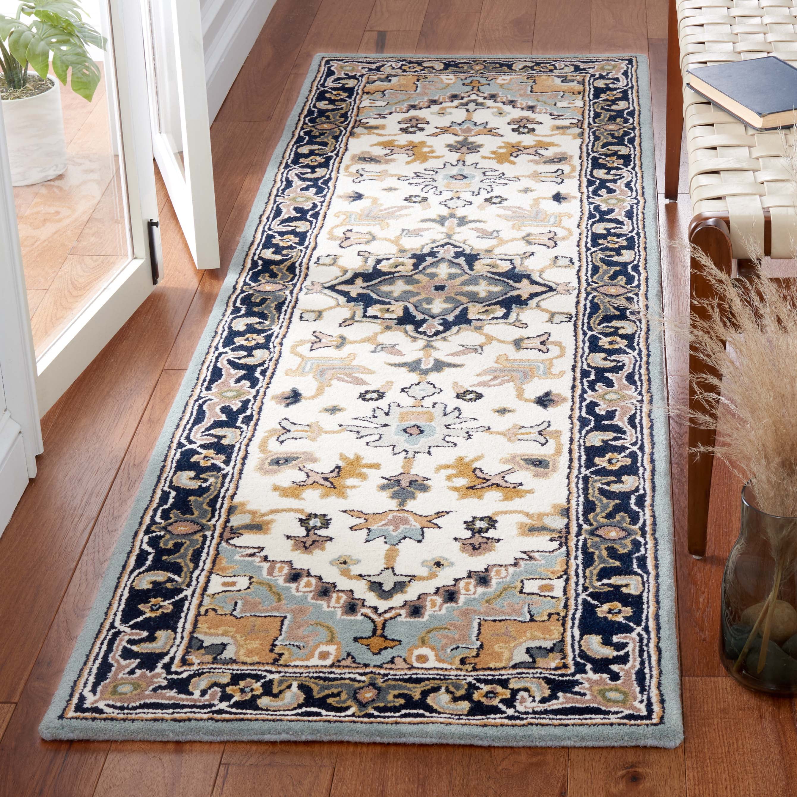 Safavieh Heritage York Oriental Wool Runner Rug, Gray/Green, 2'3" x 14'
