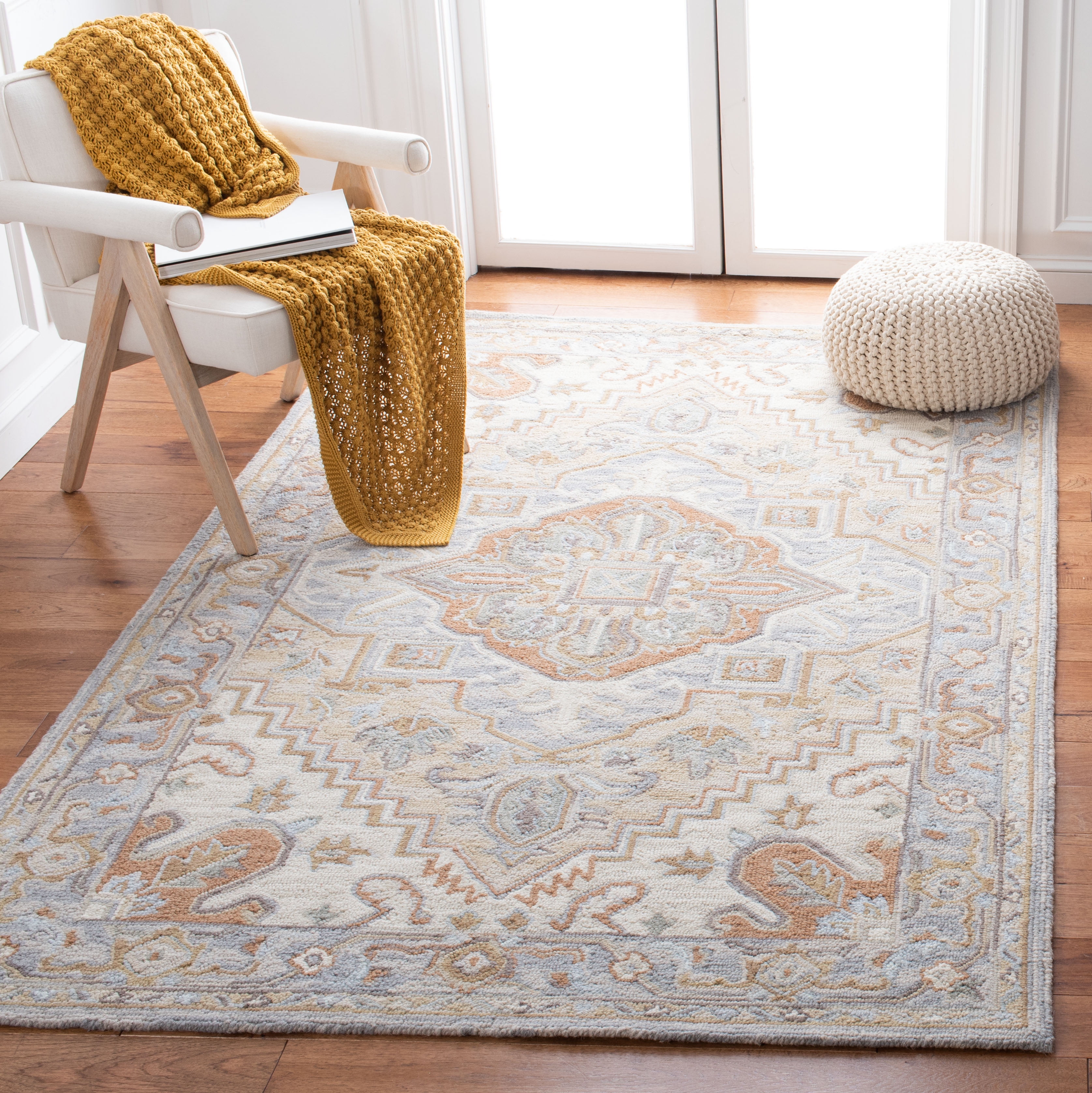Safavieh Heritage Zoie Oriental Area Rug, Beige/Gray, 6' x 6' Square