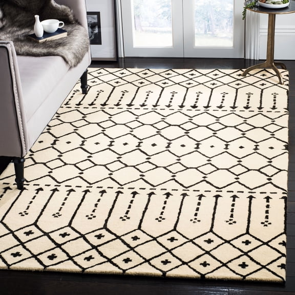 SAFAVIEH Himalaya Darin Geometric Wool Area Rug, Ivory/Black, 10' x 14'