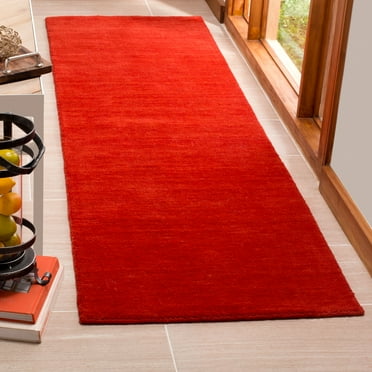 SAFAVIEH Himalaya Dawa Solid Runner Rug, Red, 2'3" x 8'