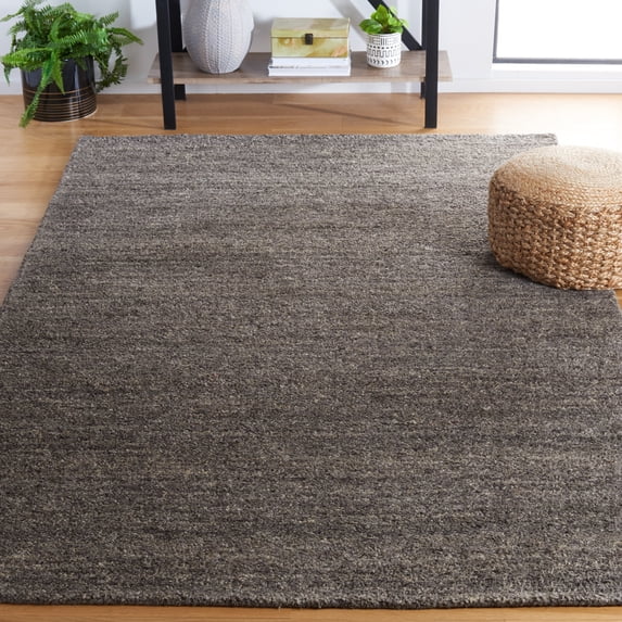 Safavieh Himalaya Flanagan Solid Area Rug, Gray, 6' x 9'