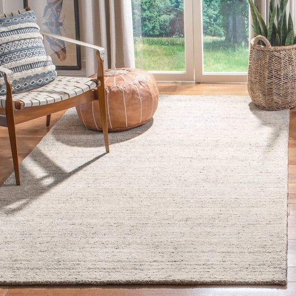 Safavieh Himalaya Flanagan Solid Area Rug, Ivory, 5' x 8'