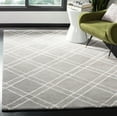 thumbnail image 1 of SAFAVIEH Himalaya Maralyn Geometric Wool Area Rug, Grey/Silver, 6' x 9', 1 of 9