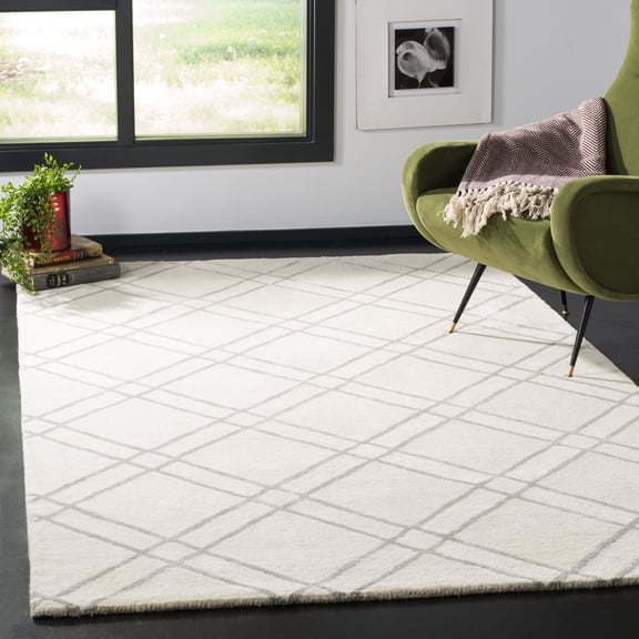 SAFAVIEH Himalaya Maralyn Geometric Wool Area Rug, Ivory/Silver, 5' x 8'