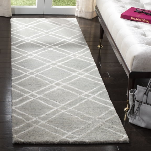 SAFAVIEH Himalaya Maralyn Geometric Wool Runner Rug, Grey/Silver, 2'3" x 8'