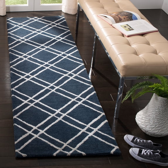 SAFAVIEH Himalaya Maralyn Geometric Wool Runner Rug, Navy/Silver, 2'3" x 6'