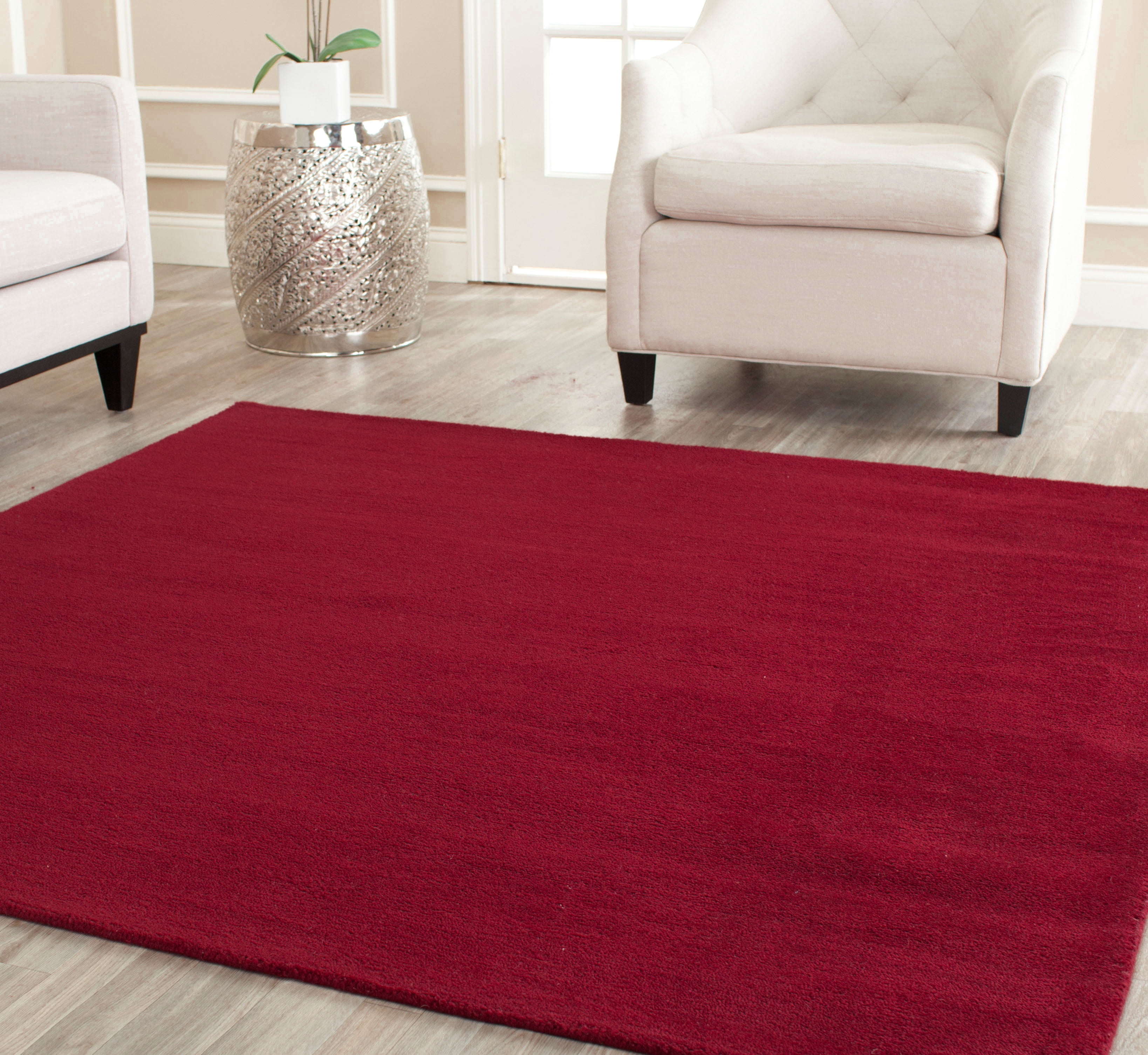 SAFAVIEH Himalaya Rachelle Solid Wool Area Rug, Red, 6' x 6