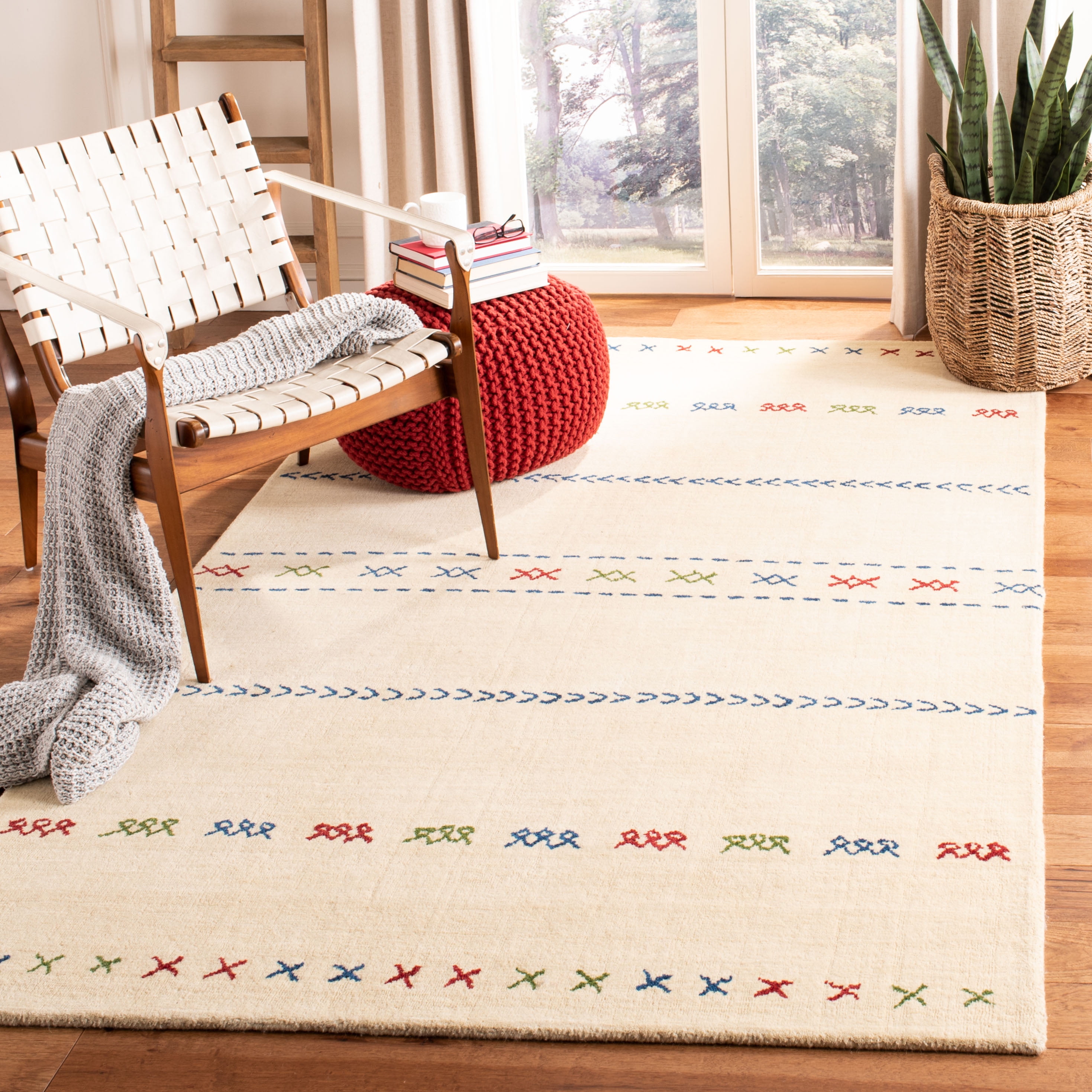 Safavieh Himalaya Winston Abstract Wool Area Rug, Cream, 4' x 6'