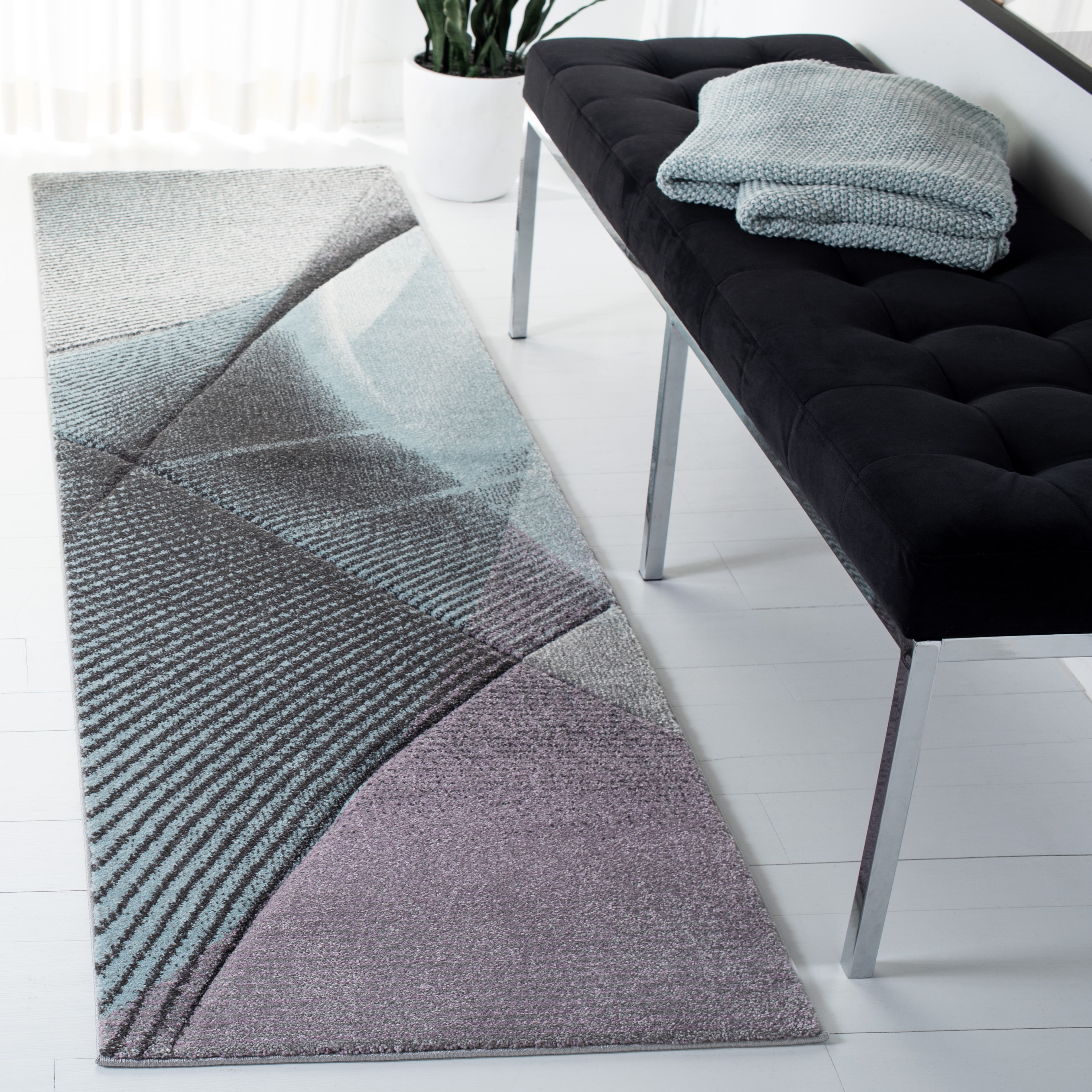 Safavieh Hollywood Celandine Abstract Runner Rug, Gray/Light Blue, 2'3" x 10'