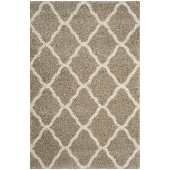 SAFAVIEH Hudson Aline Plush Geometric Shag Area Rug, Beige/Ivory, 2'3" x 3'9"