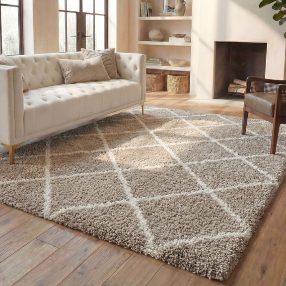 Safavieh Hudson Amias Geometric Shag Area Rug, Beige/Ivory, 5'3" x 7'6"
