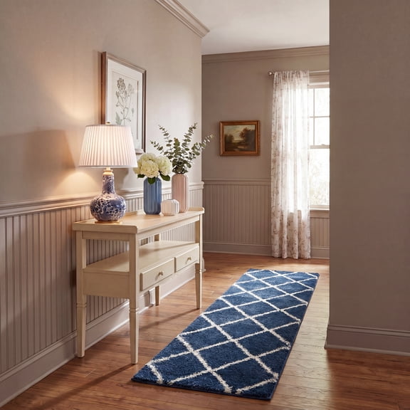 Safavieh Hudson Amias Geometric Shag Runner Rug, Navy/Ivory, 2'3" x 6'
