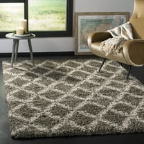 SAFAVIEH Hudson Franklin Geometric Diamonds Shag Area Rug, Grey/Ivory, 5'1" x 7'6"