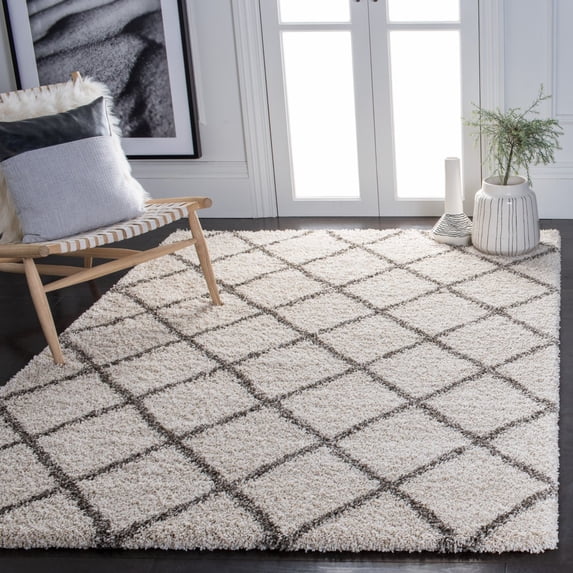 SAFAVIEH Hudson Jackson Trellis Shag Area Rug, Ivory/Grey, 7' x 7' Round