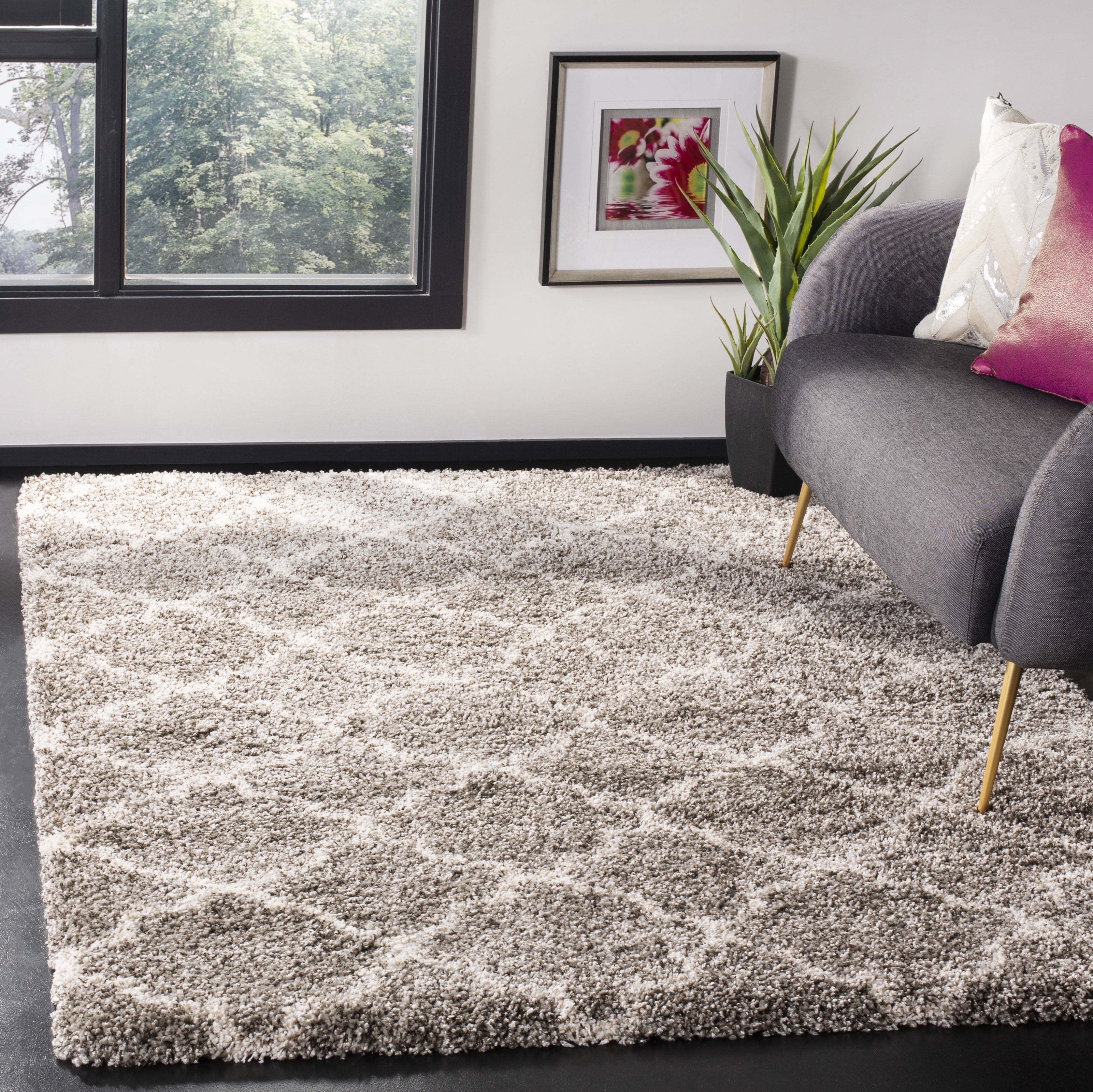 Ivory and Grey Rectangular Shag Area Rug 6' x 9'