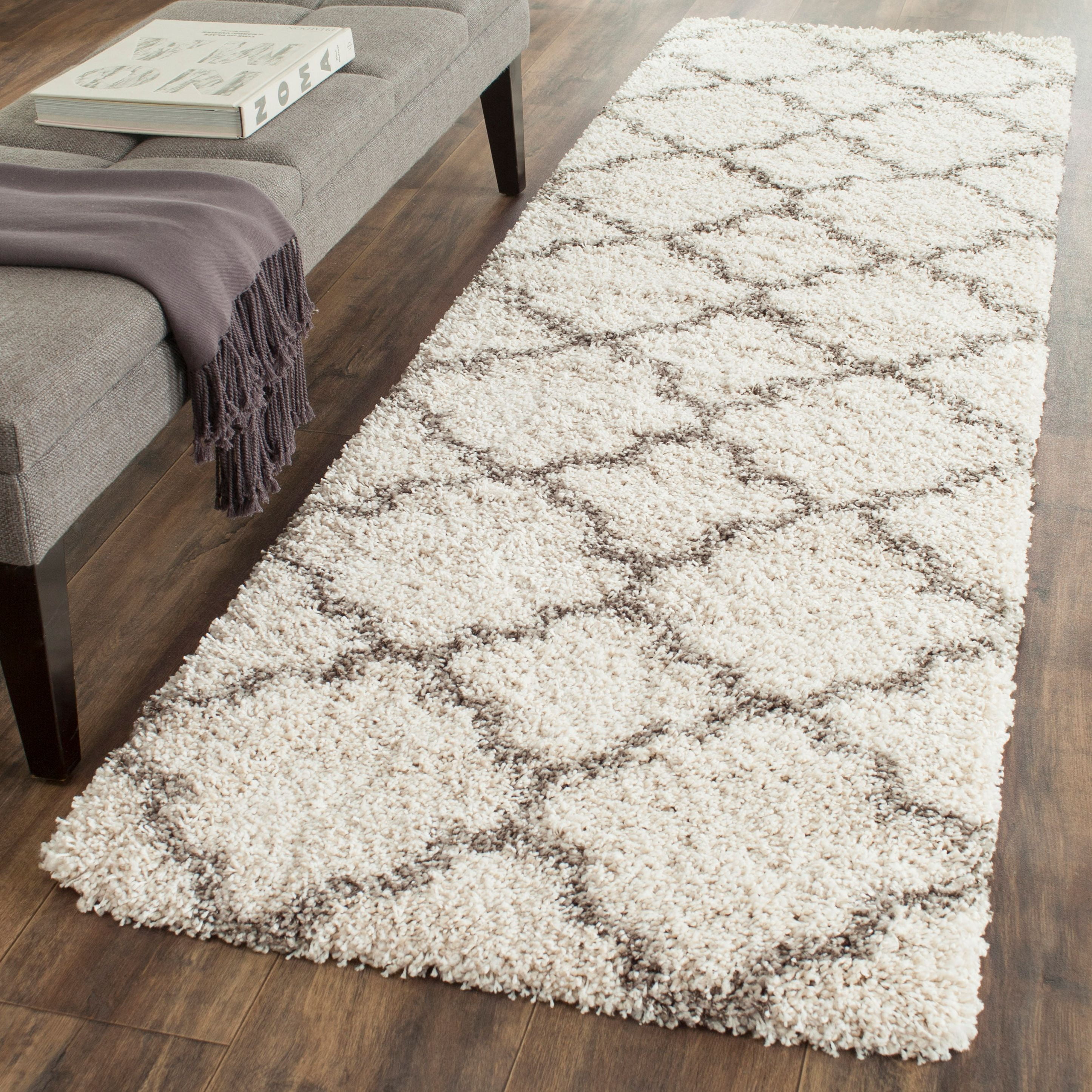 SAFAVIEH Hudson Jaye Geometric Shag Runner Rug, Ivory/Grey, 2'3" x 14'