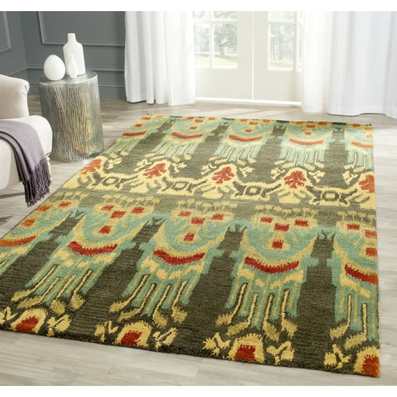 SAFAVIEH Ikat Crane Paisley Wool Area Rug, Olive/Gold, 5' x 8'