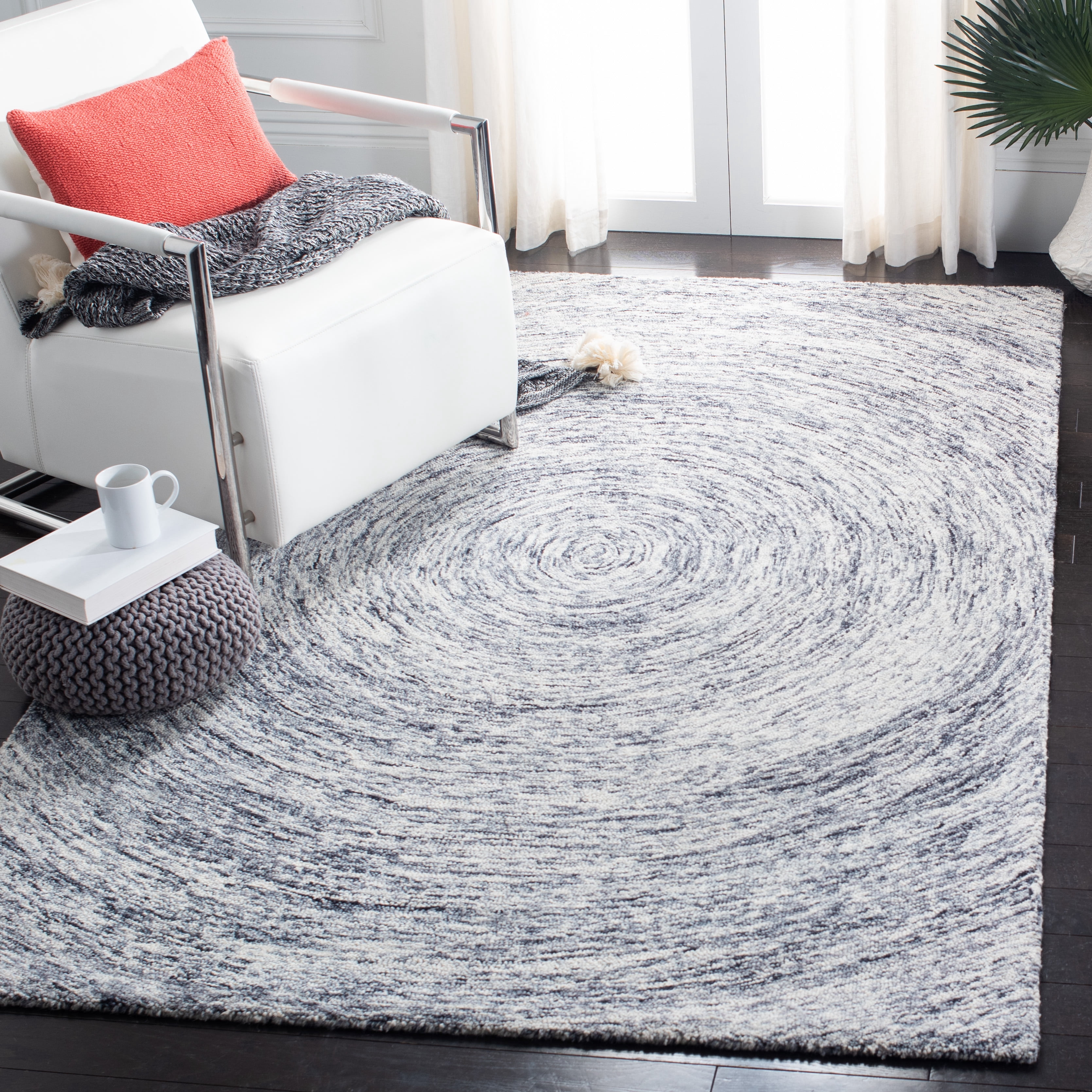 Safavieh Ikat Laura Geometric Wool Area Rug, Silver/Gray, 3' x 5'