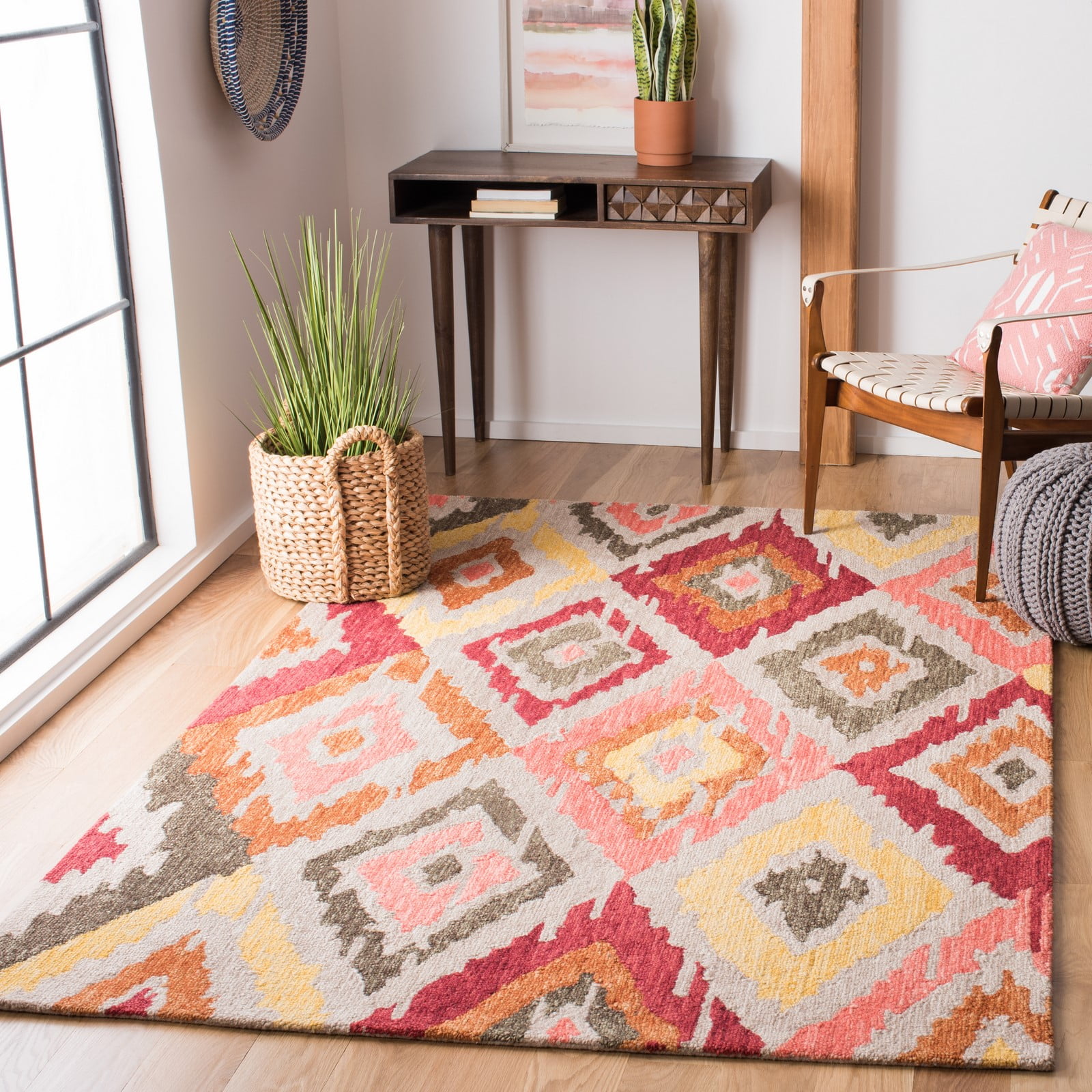 Handmade Red Ikat Wool Tufted Area Rug