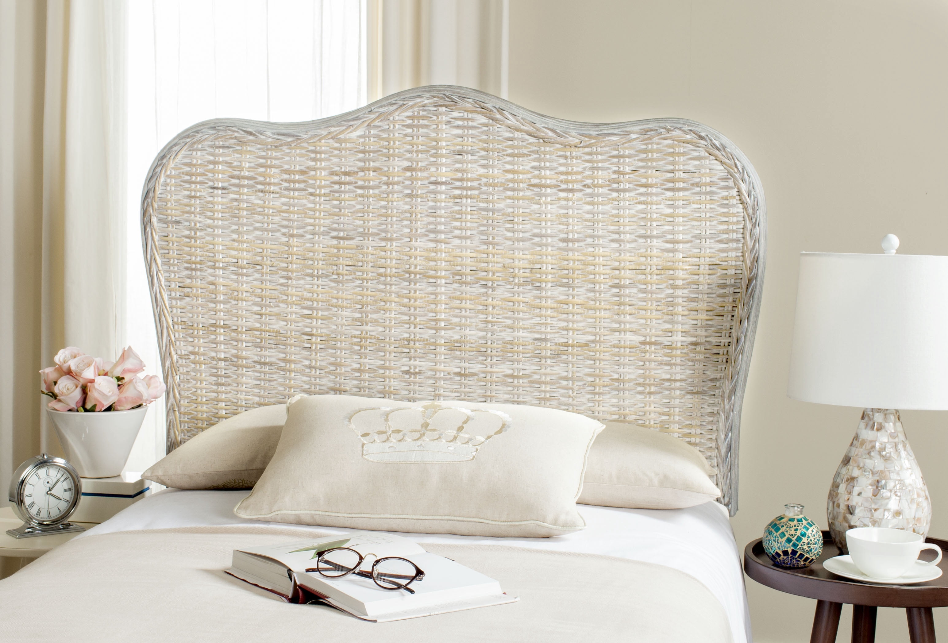 SAFAVIEH Imelda Coastal Rustic Rattan Headboard, Twin, White Washed