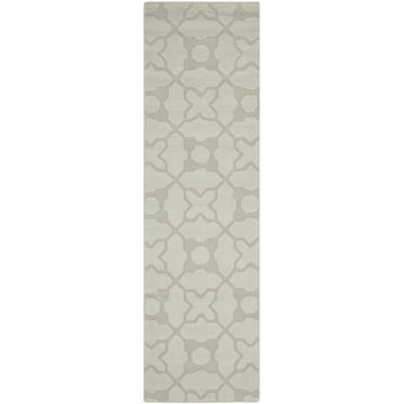 SAFAVIEH Impressions IM820A Handmade Silver Rug