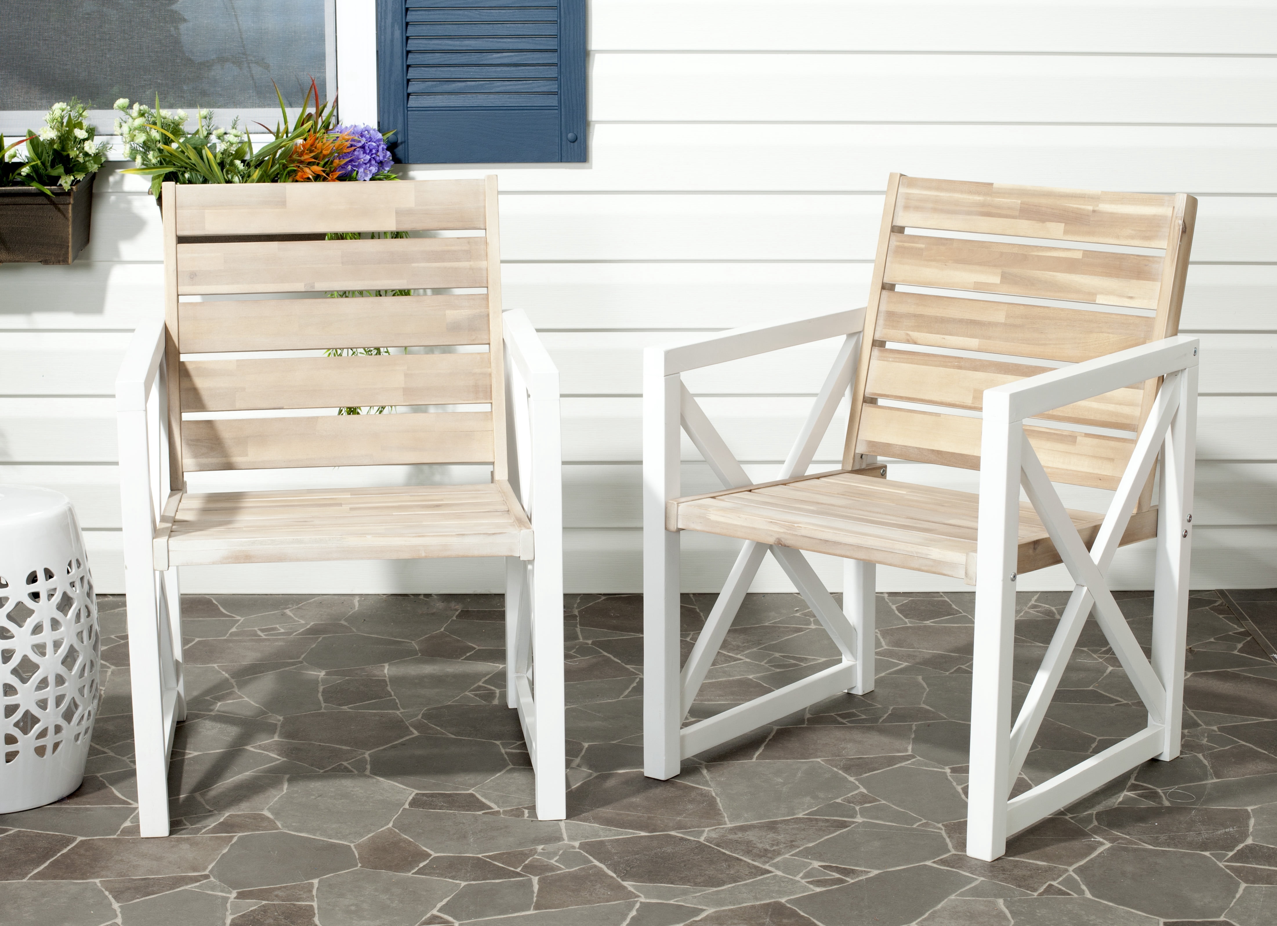 SAFAVIEH Irina Outdoor Patio Acacia Armchair, White/Oak, Set of 2