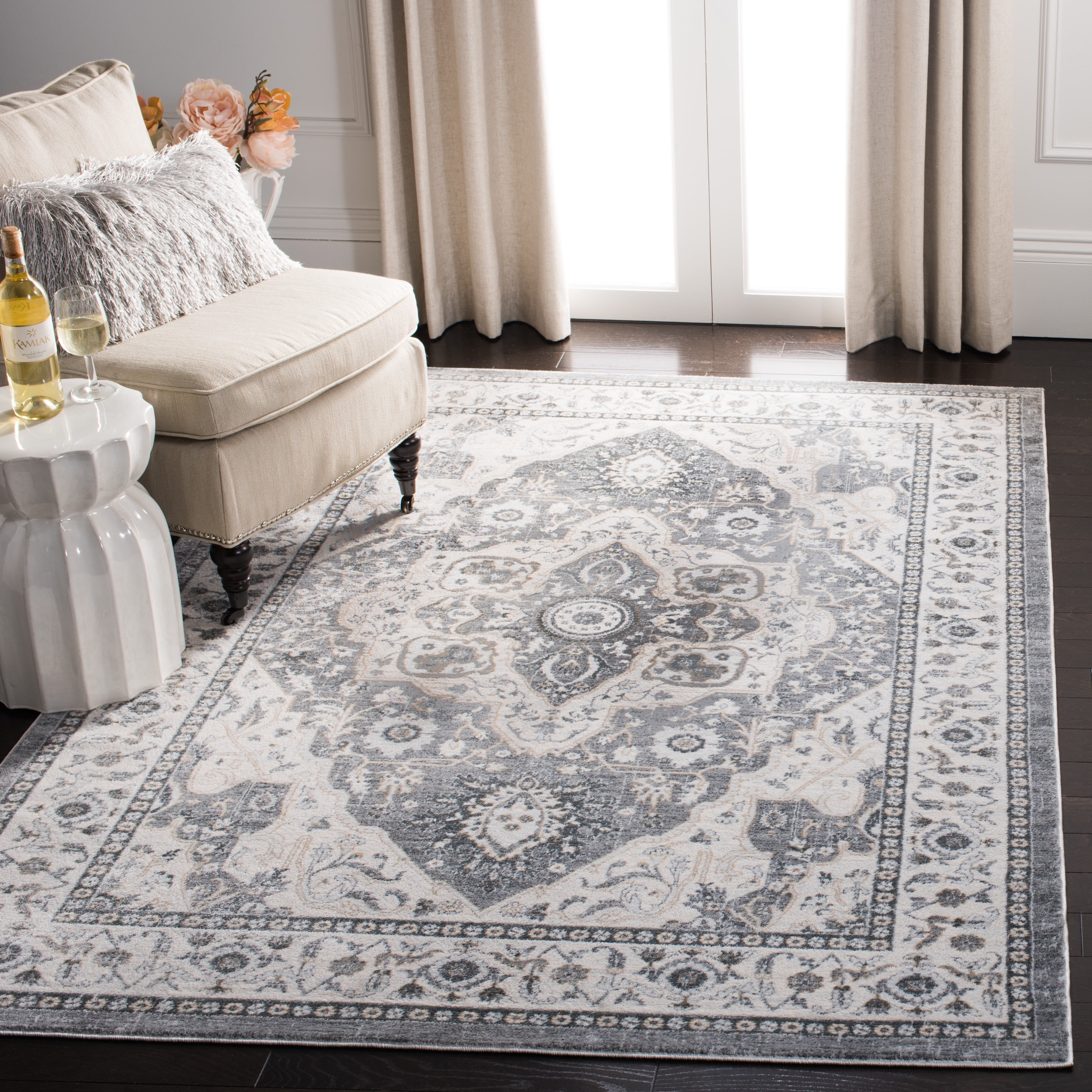 Safavieh Isabella Patrick Oriental Area Rug, Gray/Cream, 5'3" x 7'6"