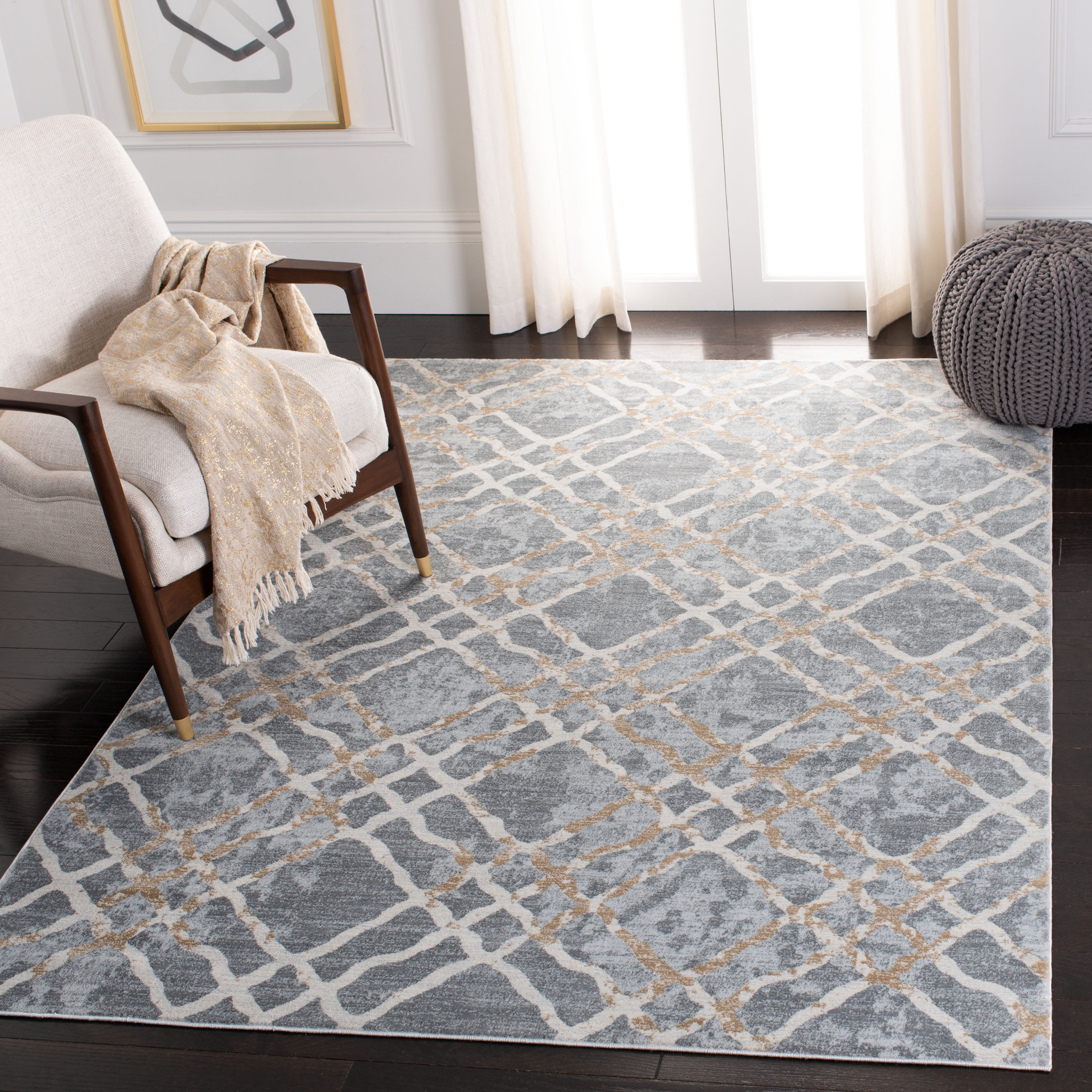 Silver and Ivory Geometric Trellis Hand-knotted Fur Area Rug