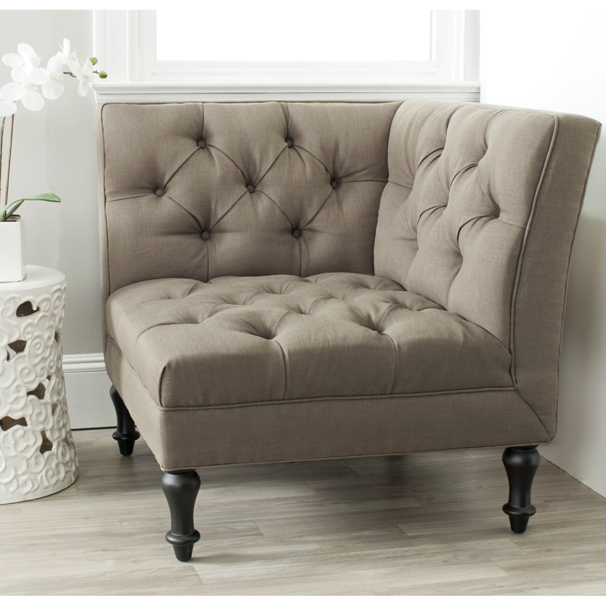 Olive Tufted Linen Polyester Accent Chair with Spindle Legs