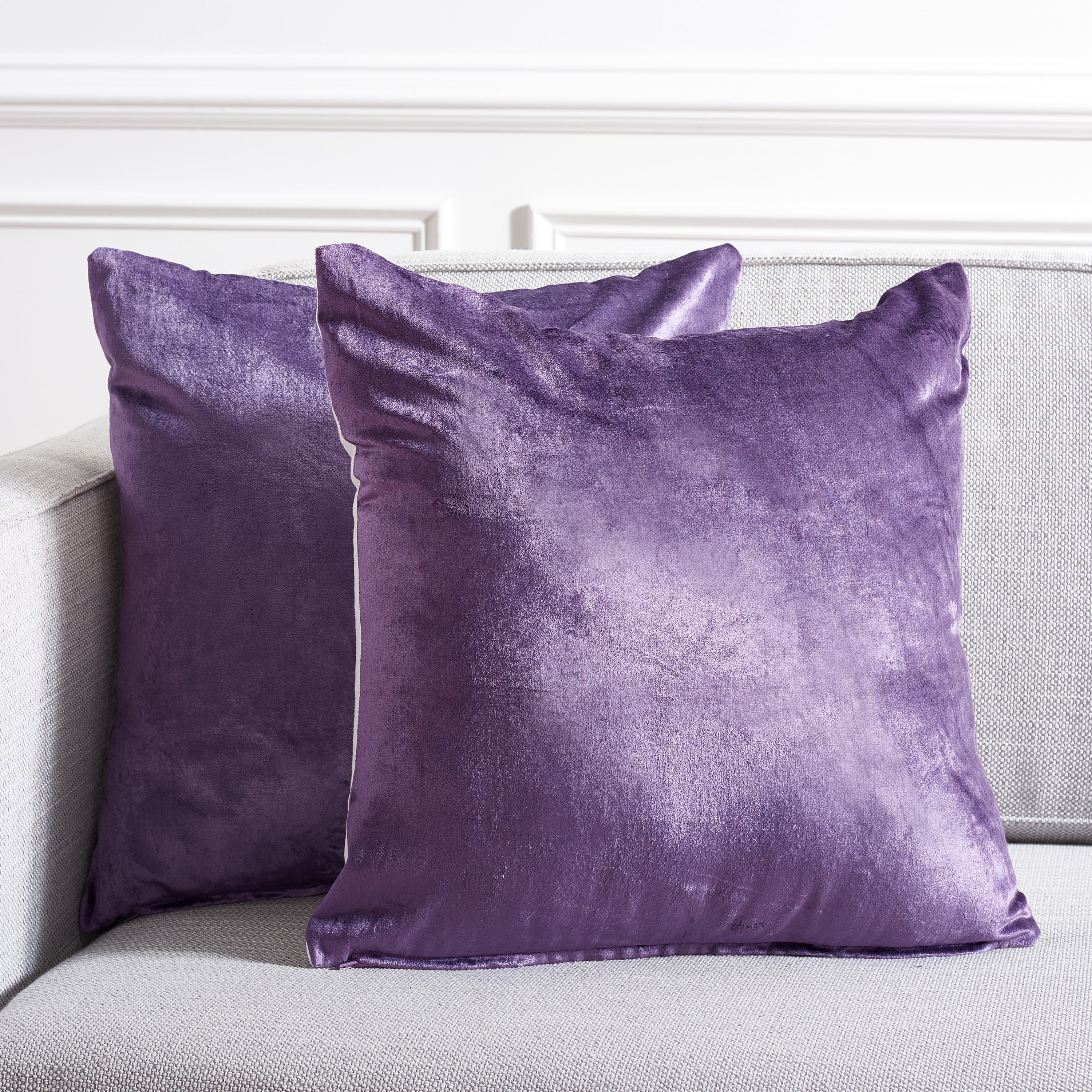 Jovanni 22" Purple Cotton Blend Throw Pillow Set