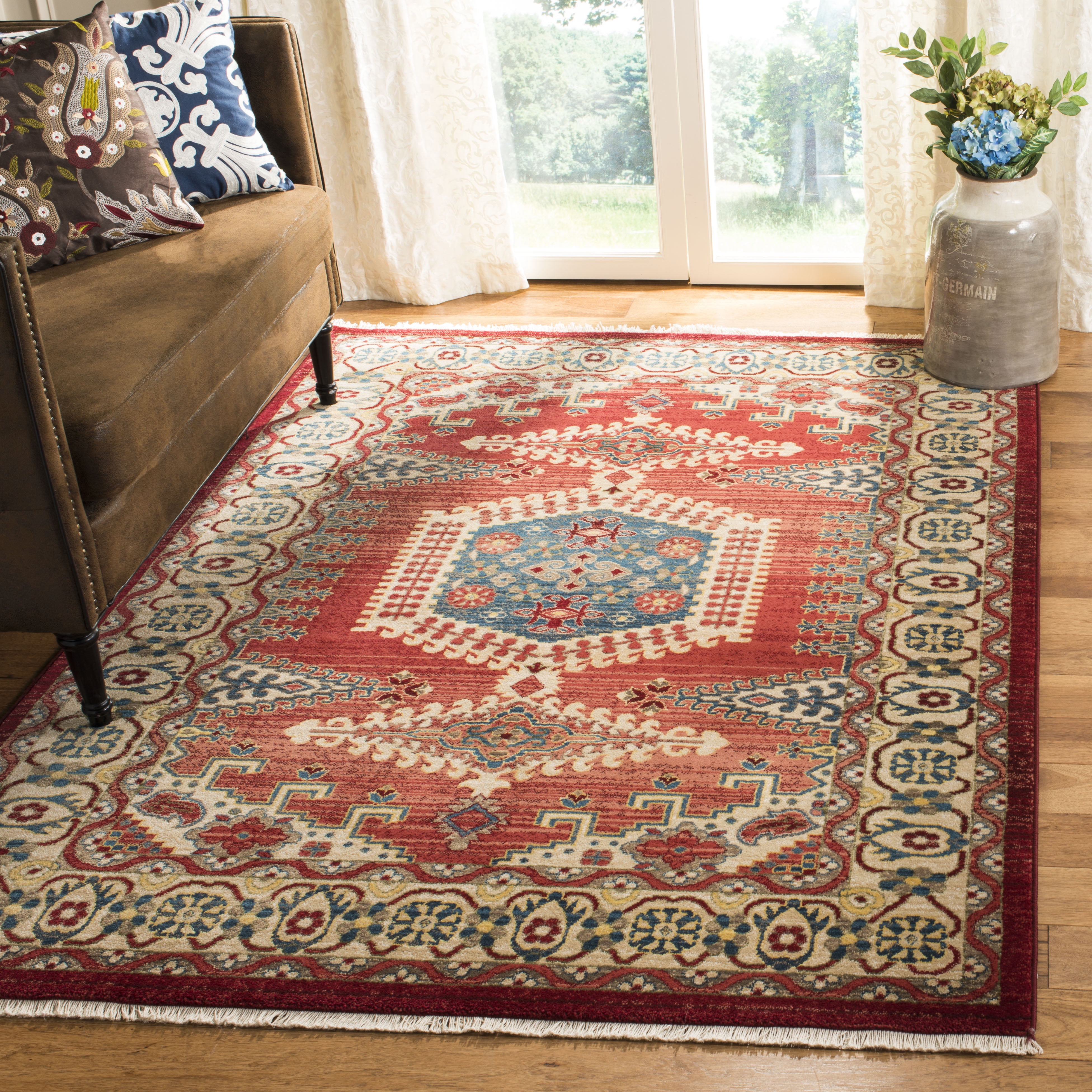 Safavieh Kashan Red and Ivory 8' x 10' Oriental Area Rug