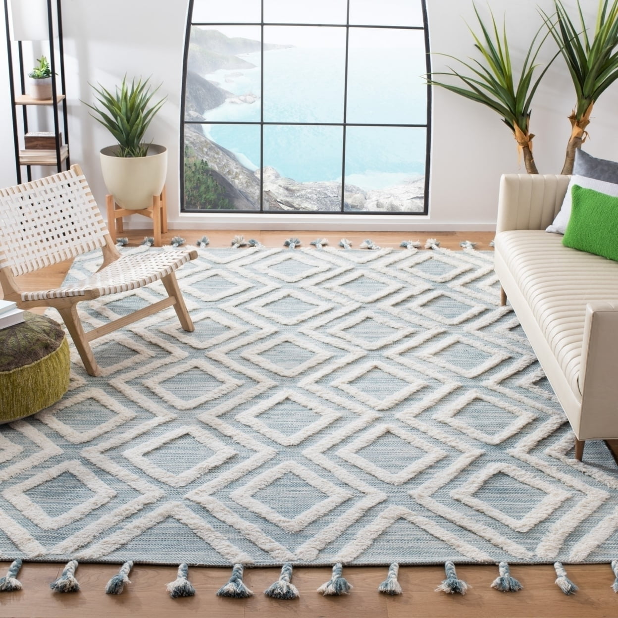 Aqua and Ivory Geometric Wool Hand-Knotted 4' x 6' Rug