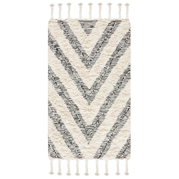 SAFAVIEH Kenya Isidore Geometric Area Rug, Black/Ivory, 4' x 6'