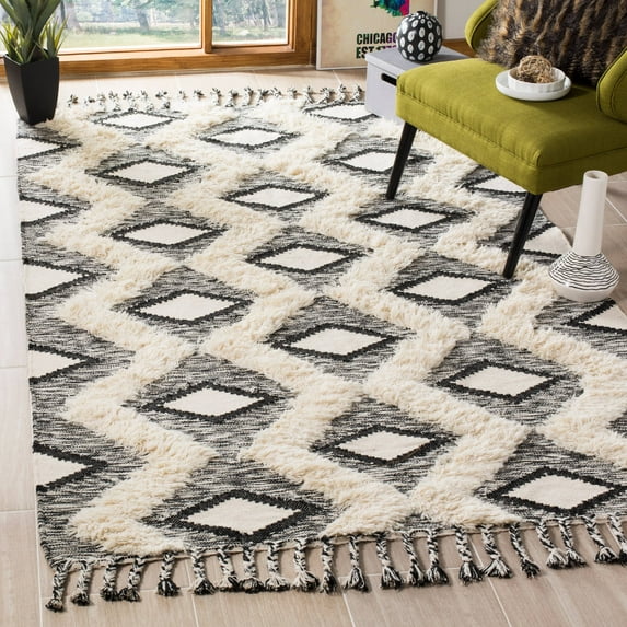 SAFAVIEH Kenya KNY908H Hand-knotted Black / Ivory Rug