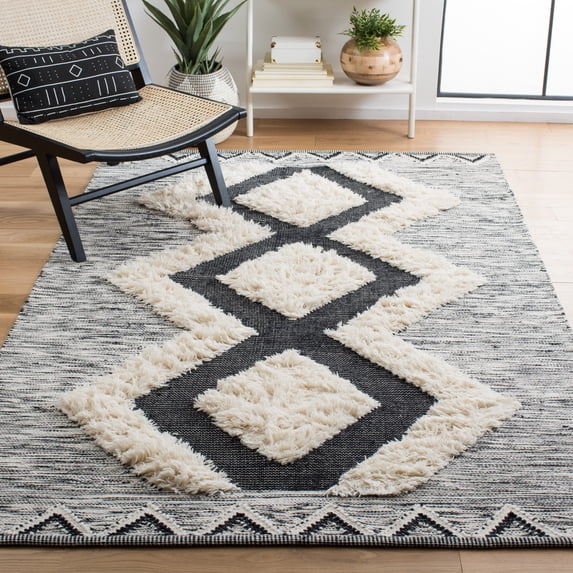 Safavieh Kenya Sebastian Southwestern Area Rug, Ivory/Black, 8' x 10'