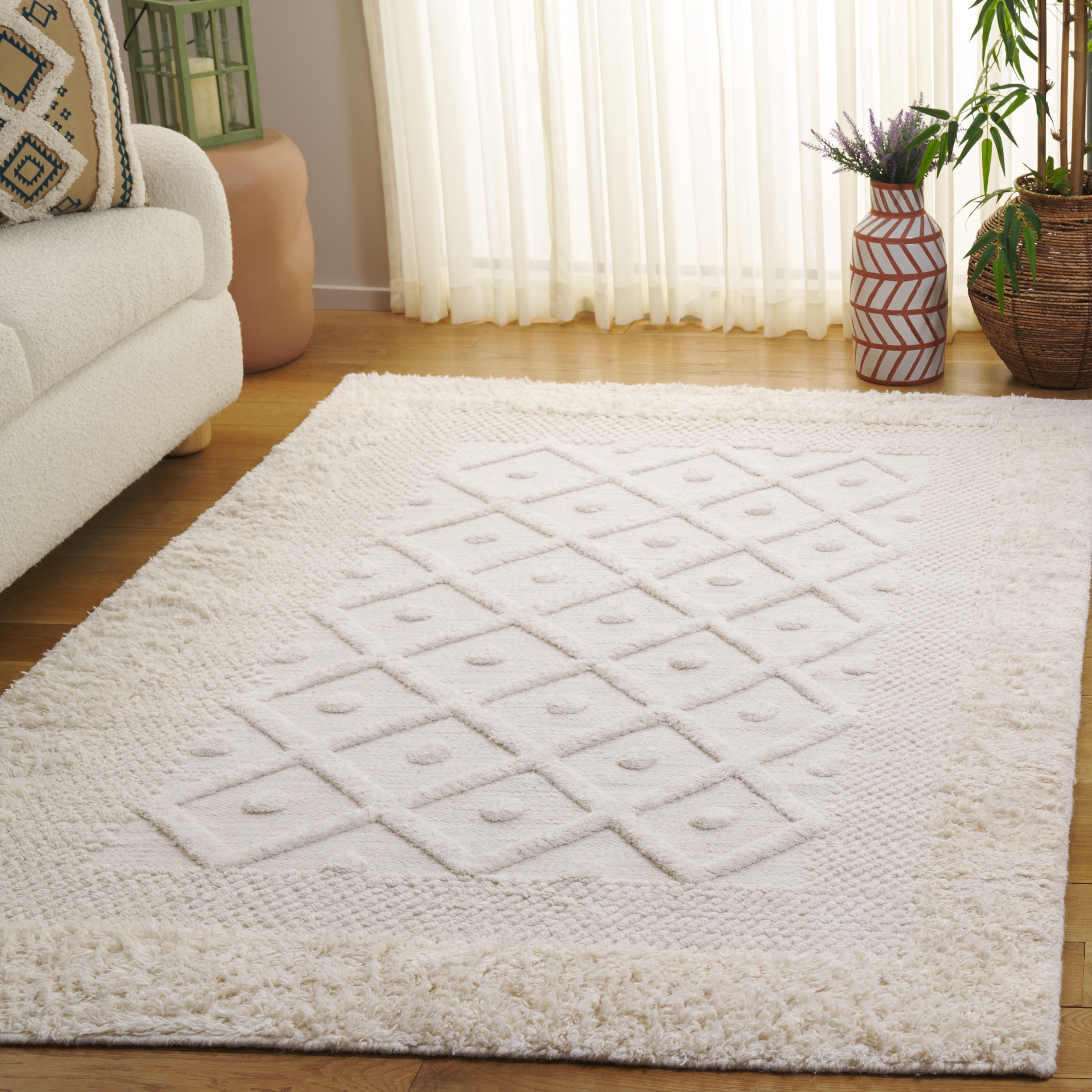 Safavieh Kenya Ulysses Solid Area Rug, Ivory, 6' x 6' Square