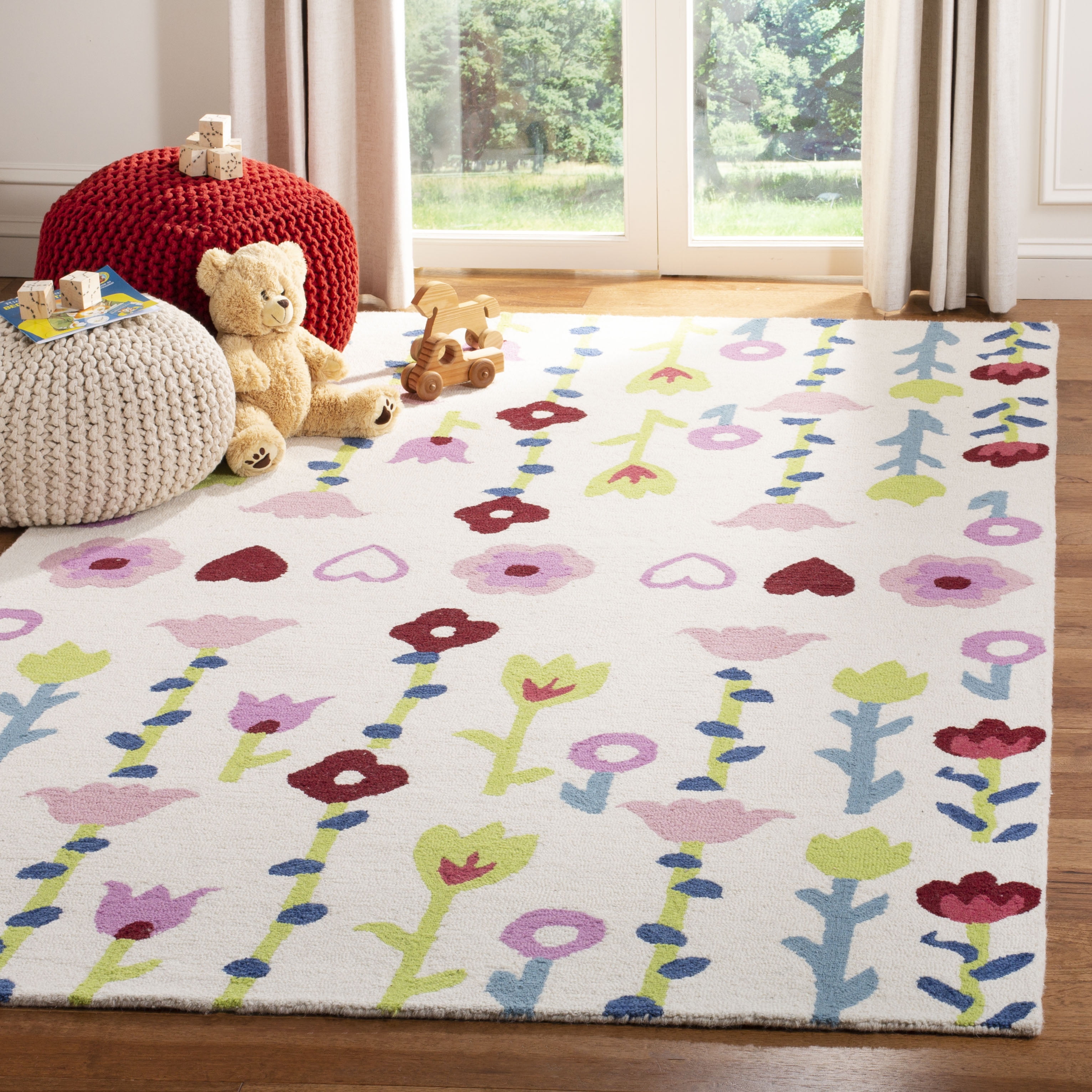 SAFAVIEH Kids Antoinette Floral Wool Area Rug, Ivory/Pink, 8' x 10'