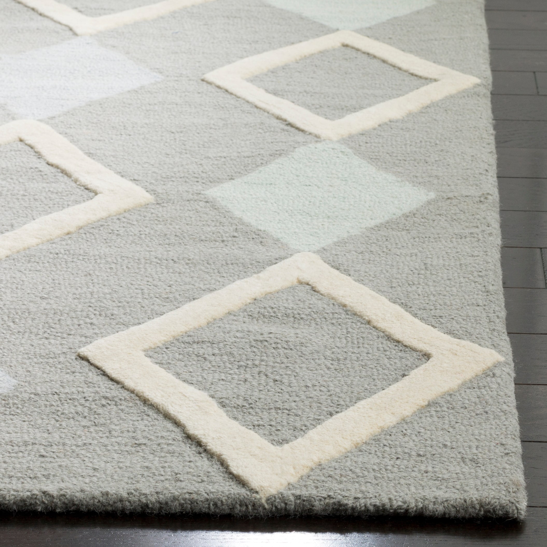 SAFAVIEH Kids Diamonds Wool Area Rug, Grey/Multi, 5' x 5' Square