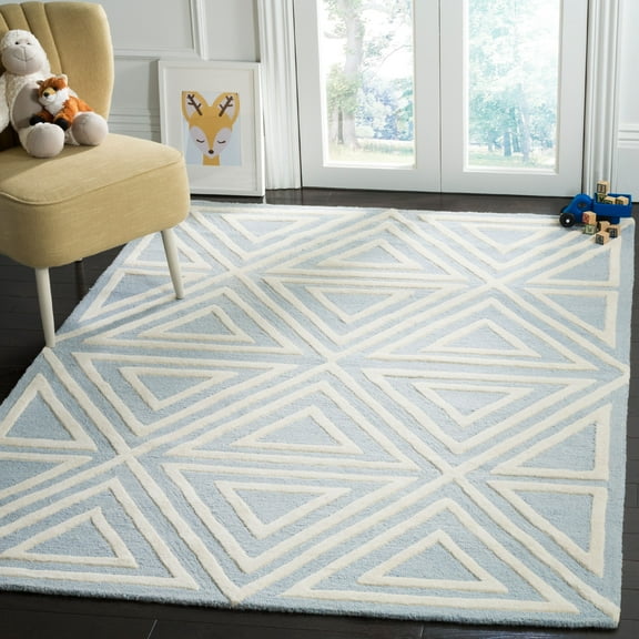SAFAVIEH Kids Triangle Shapes Wool Area Rug, Blue/Ivory, 4' x 6'