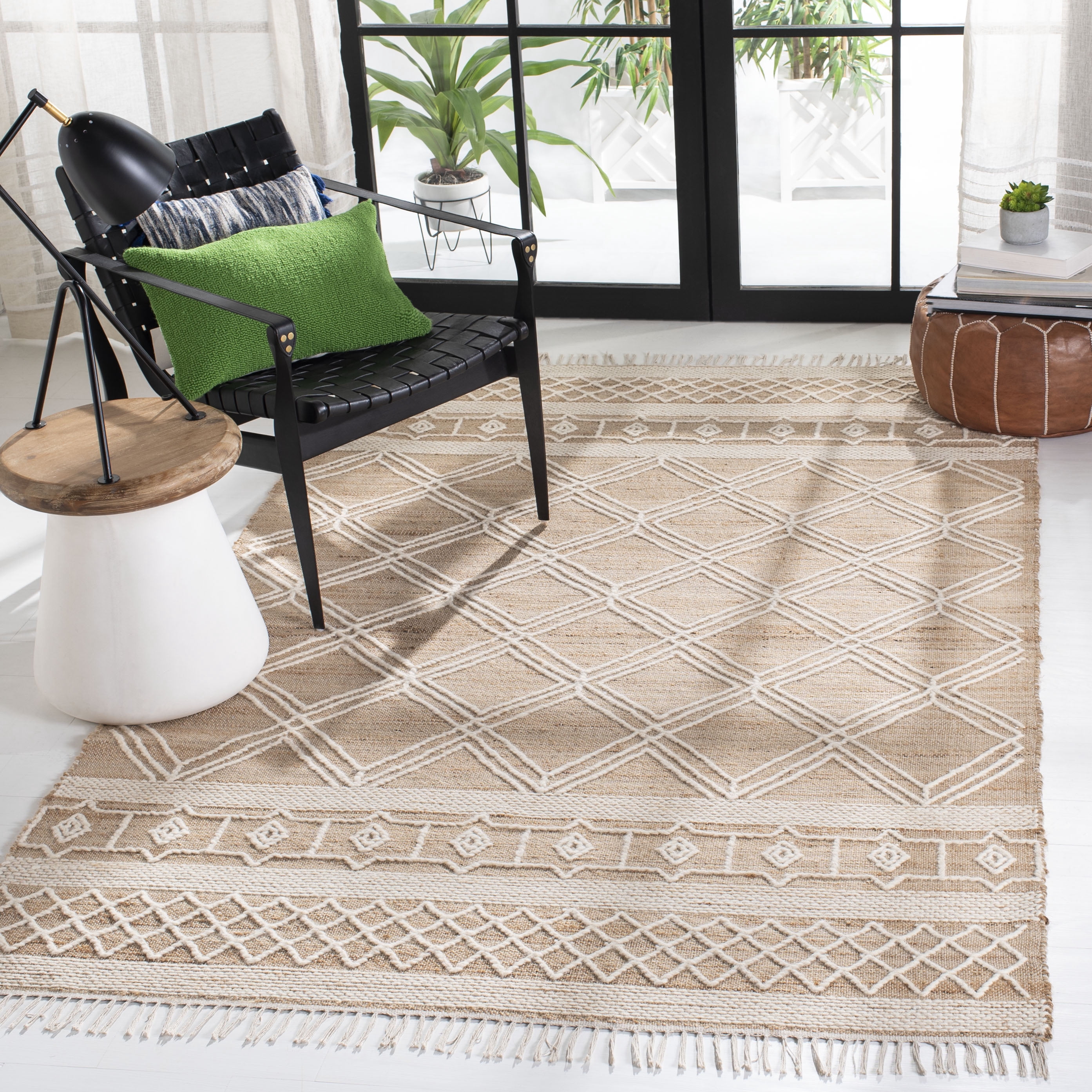 Safavieh Kilim Abigail Geometric Area Rug, Natural/Ivory, 4' x 6'