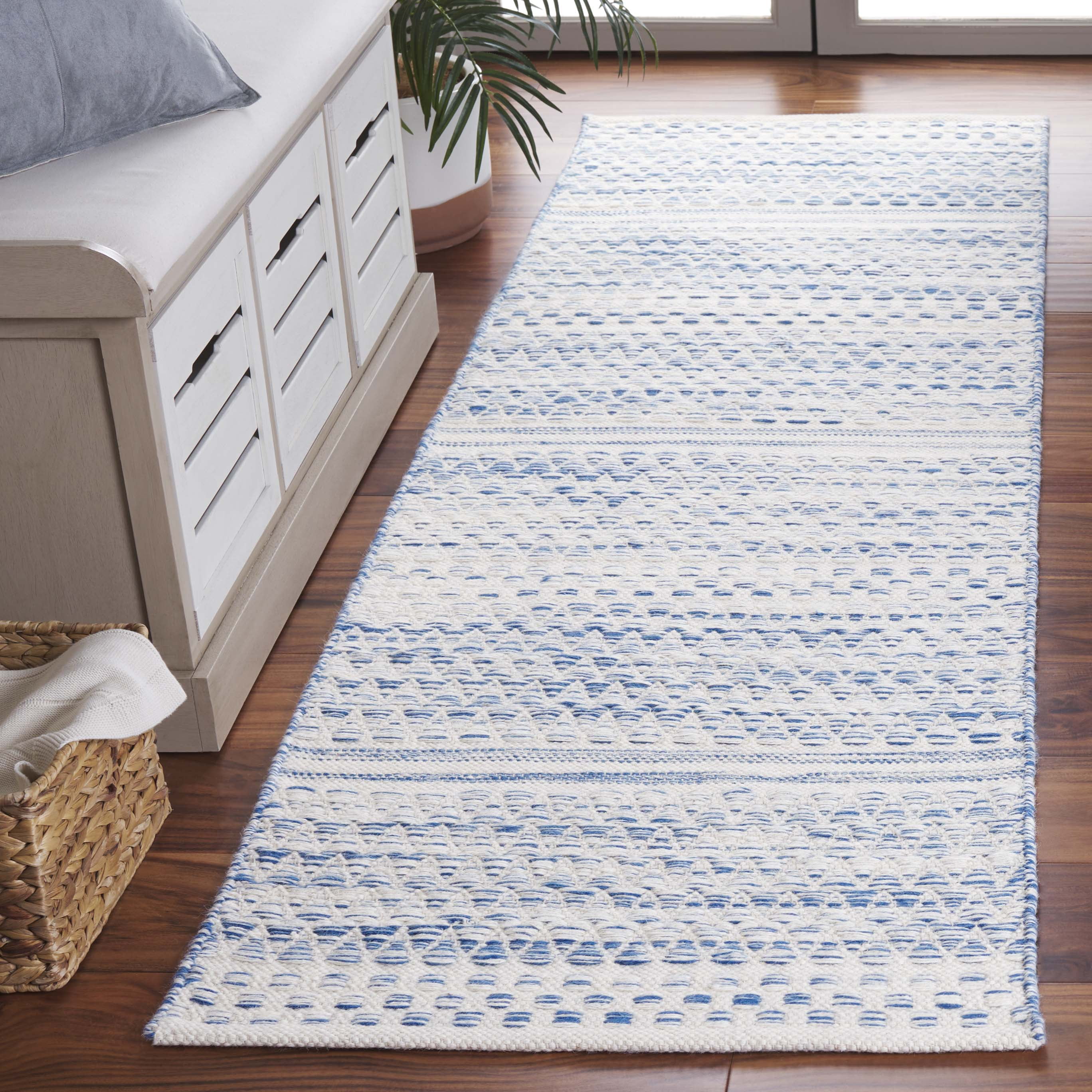 Safavieh Kilim Blazhe Tribal Runner Rug, Ivory/Blue, 2'3" x 8'