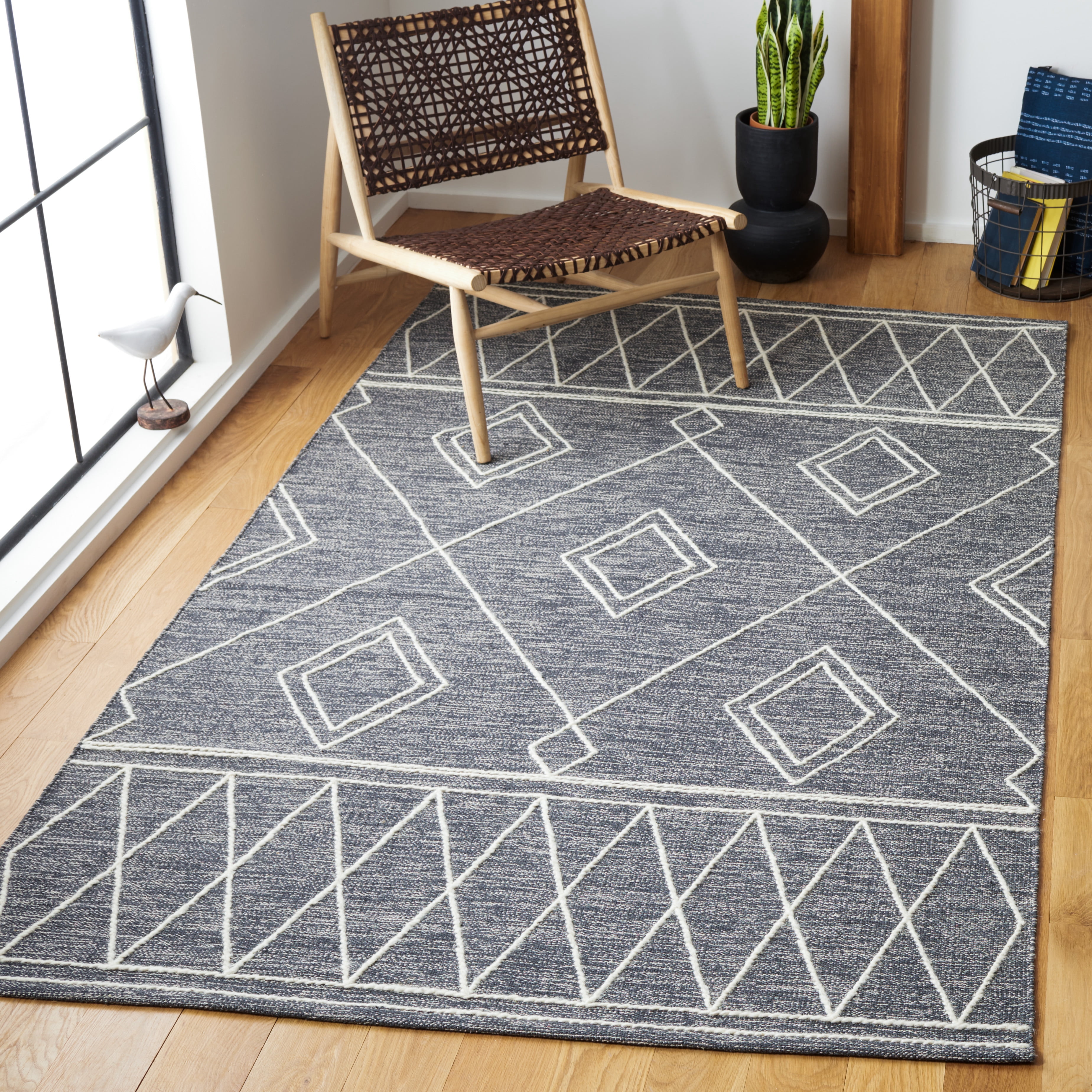 Safavieh Kilim Chloe Tribal Area Rug, Charcoal/Ivory, 5' x 8'
