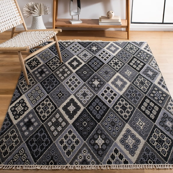Safavieh Kilim Derrick Tribal Wool Area Rug, Black/Gray, 8' x 10'