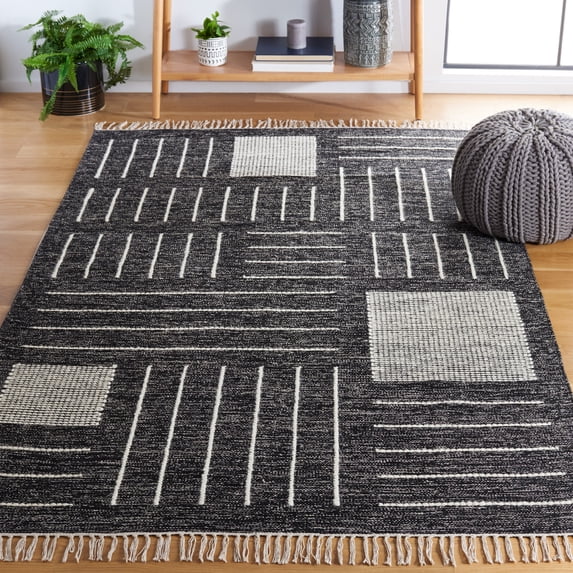 Safavieh Kilim Igor Geometric Area Rug, Black/Ivory, 5' x 8'