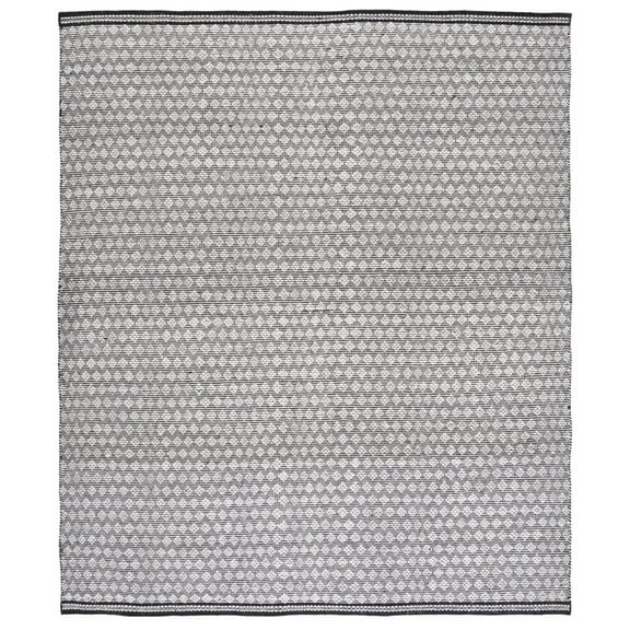 SAFAVIEH Kilim Mary Diamond Area Rug, Black/Ivory, 4' x 6'
