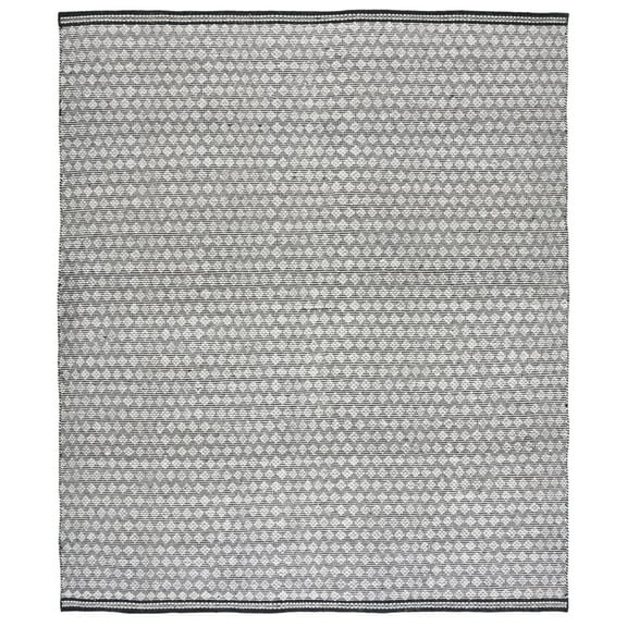 SAFAVIEH Kilim Mary Diamond Area Rug, Black/Ivory, 5' x 8'