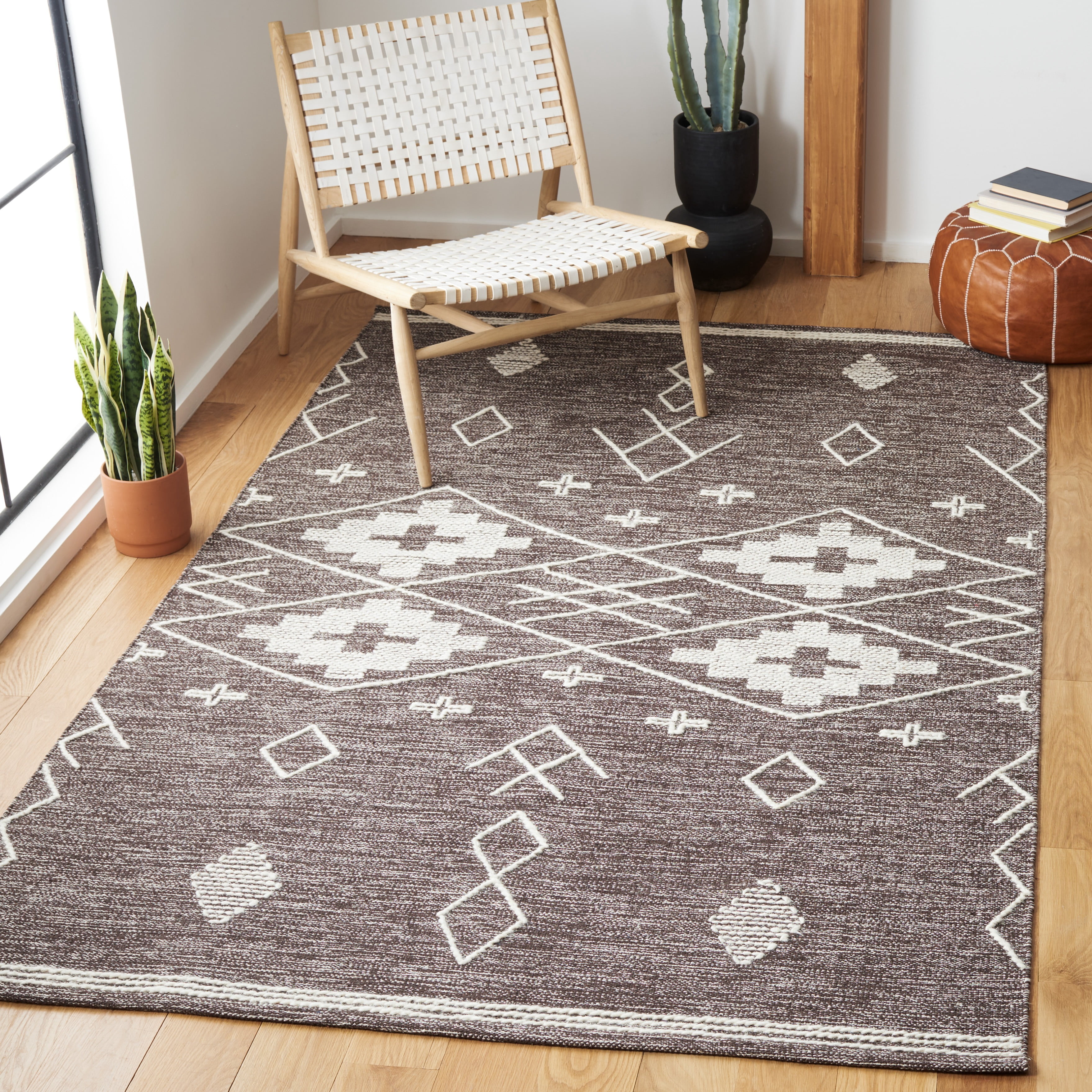 Safavieh Kilim Phelim Tribal Area Rug, Brown/Ivory, 4' x 6'